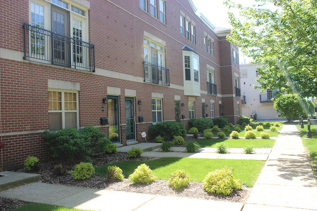 2417 N 75th Avenue Unit: D