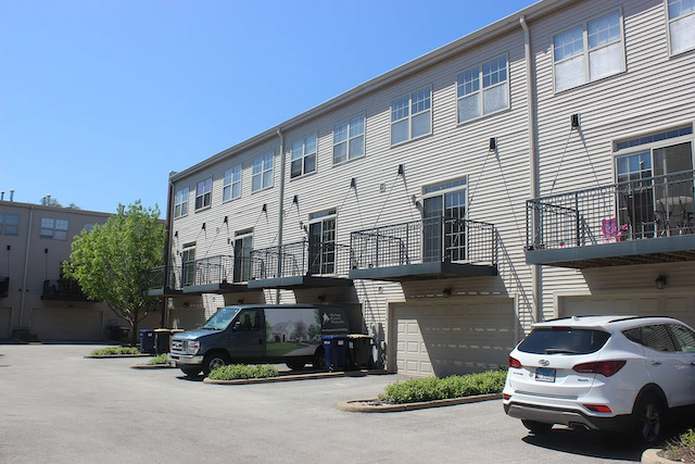 2417 N 75th Avenue Unit: D