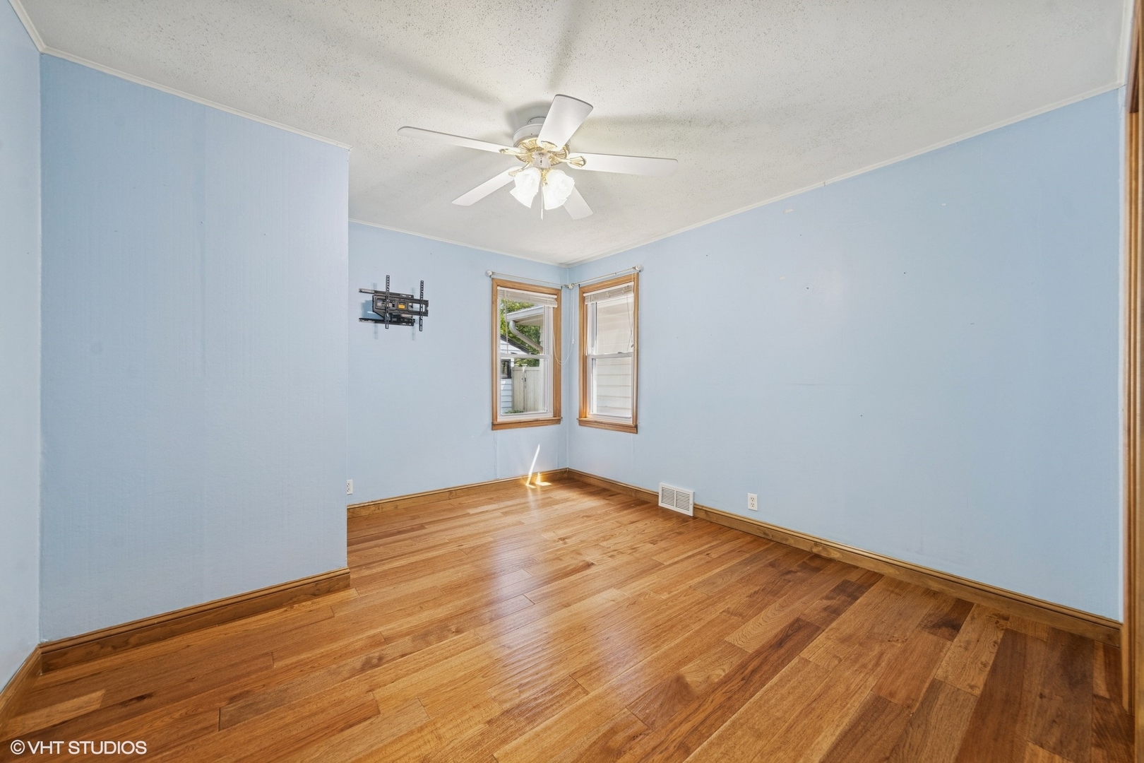 359 N Shady Lane