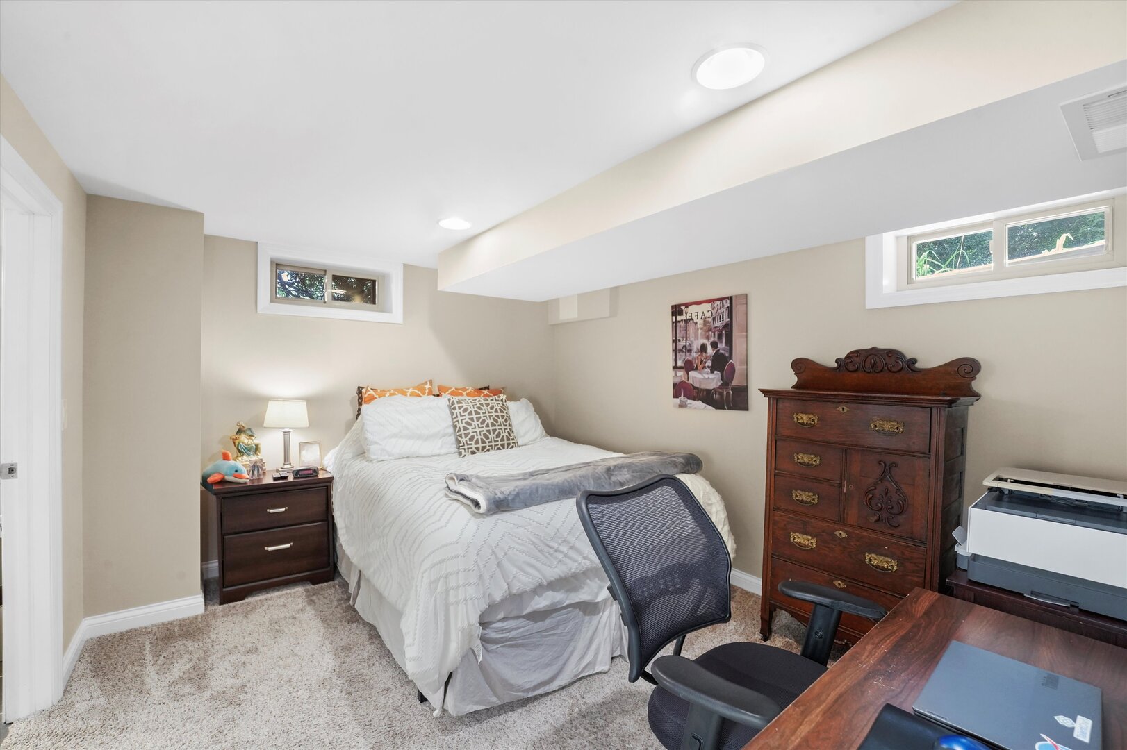 728 S Hillside Avenue