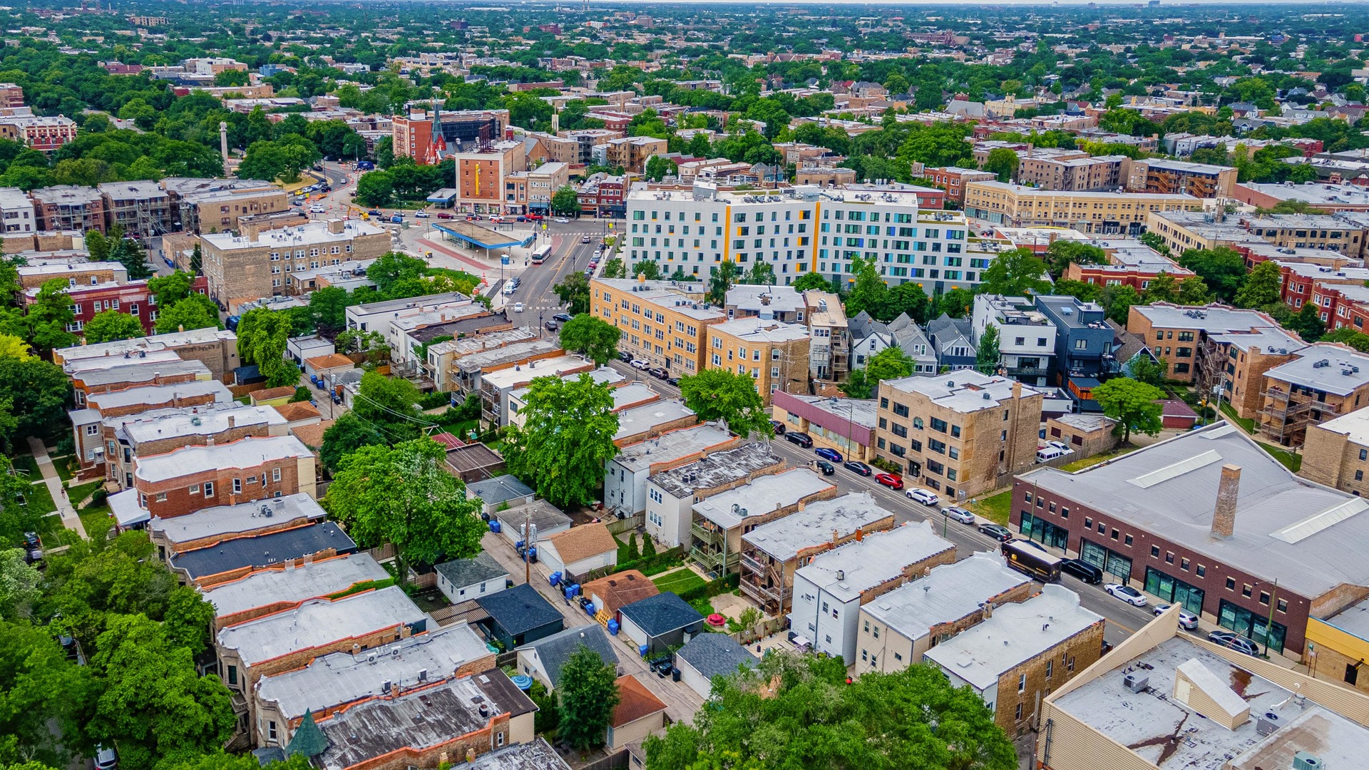 2716 N Kedzie Avenue Unit: 2