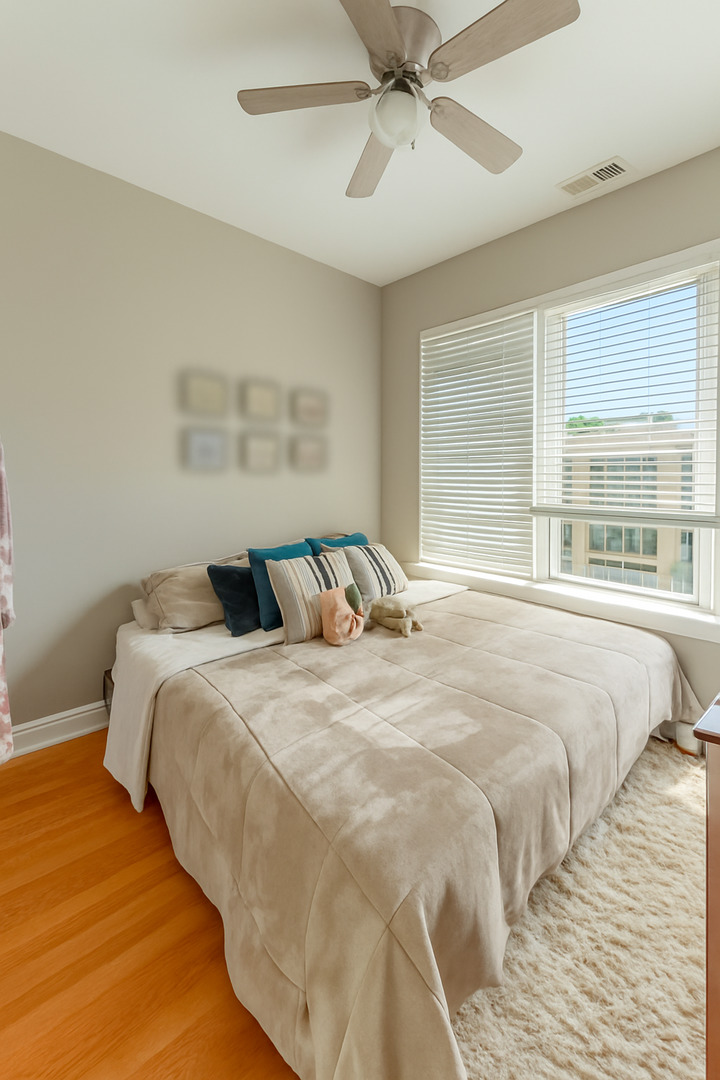 2716 N Kedzie Avenue Unit: 2