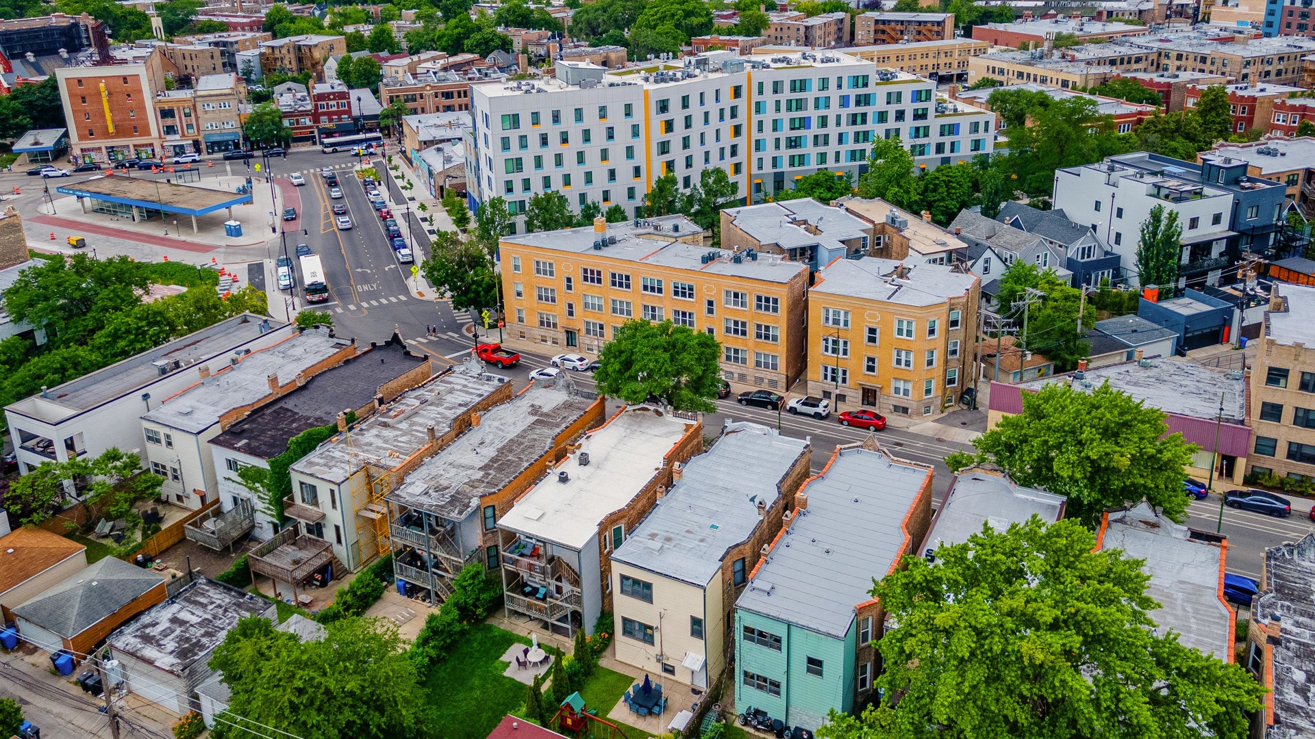 2716 N Kedzie Avenue Unit: 2