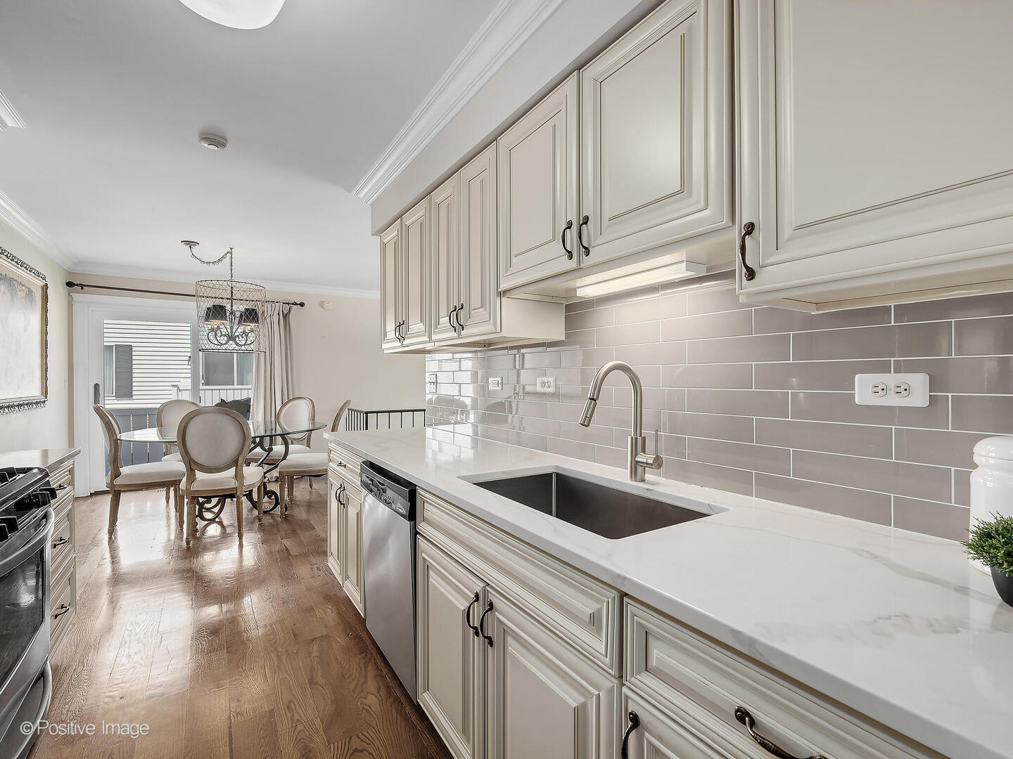 556 Willowcreek Court Unit: 4-10