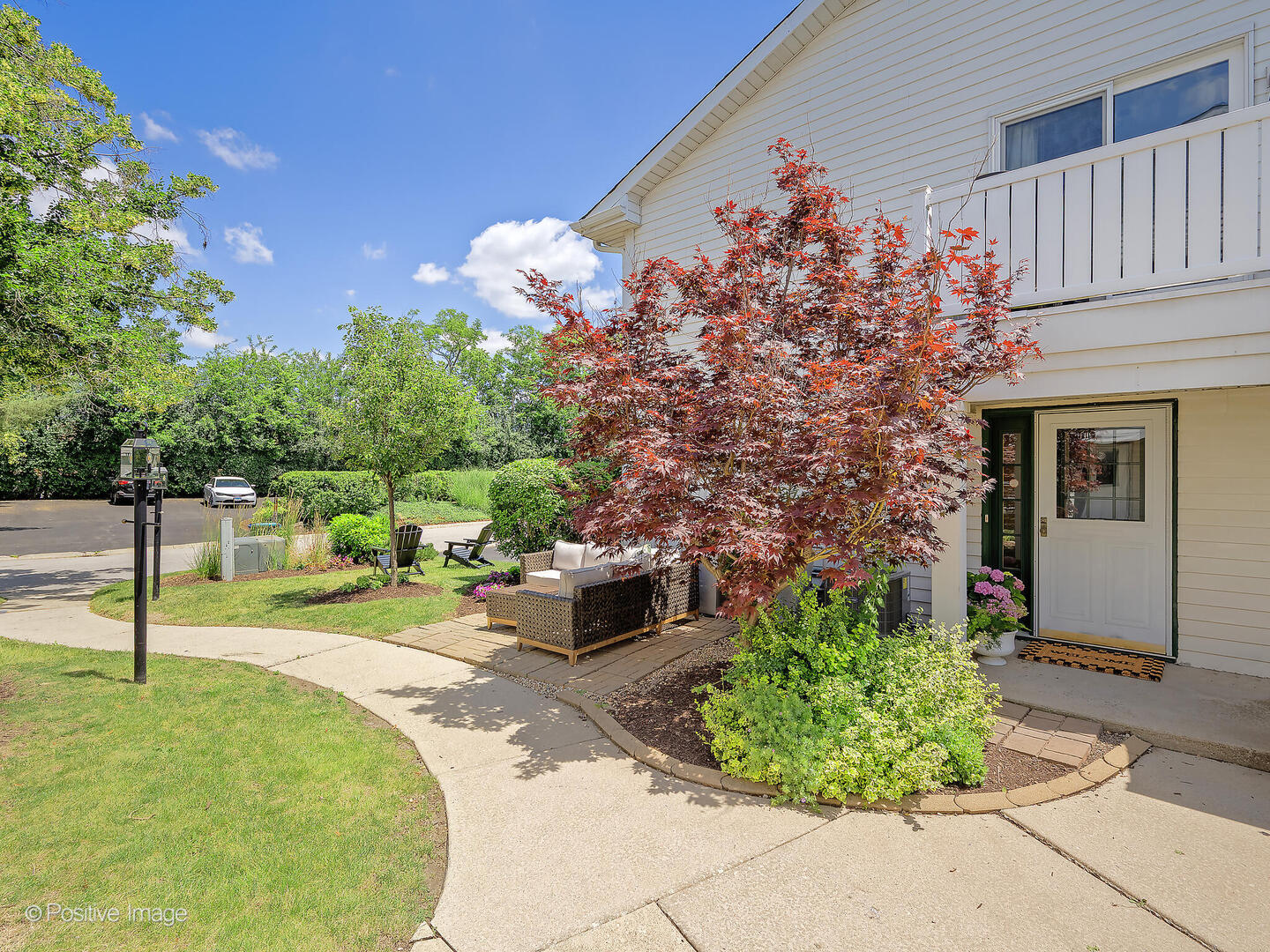 556 Willowcreek Court Unit: 4-10