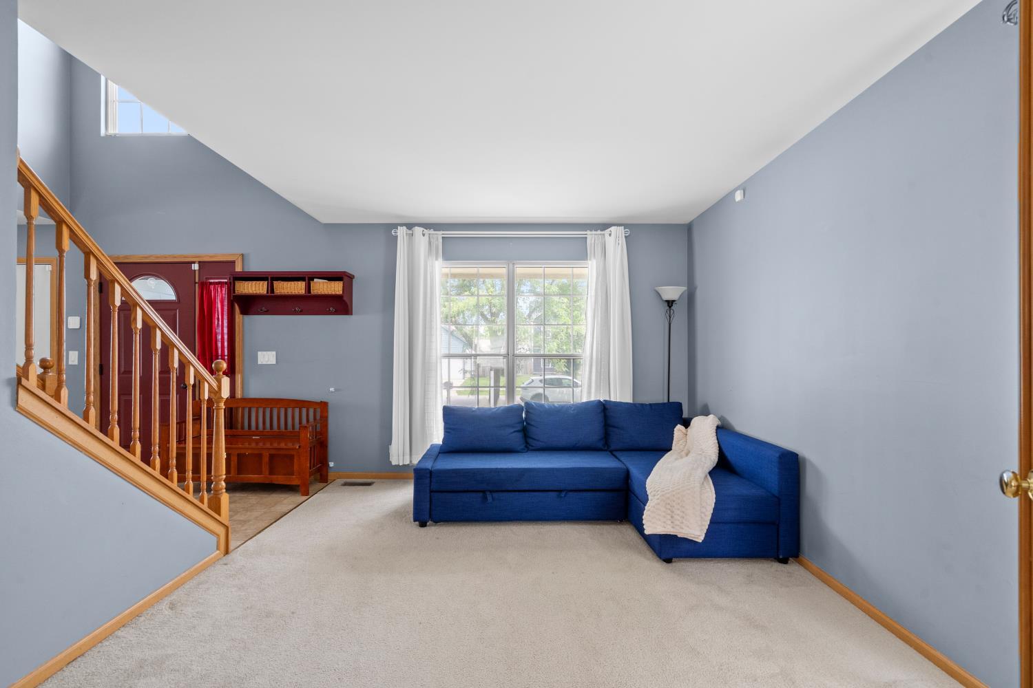 560 Larkspur Drive