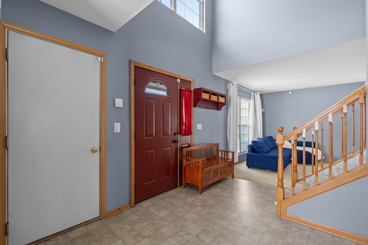 560 Larkspur Drive