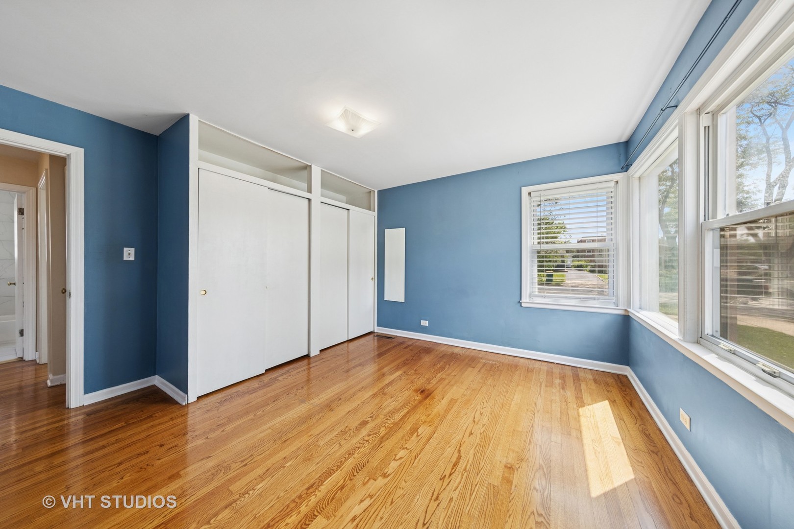 142 E Grove Street