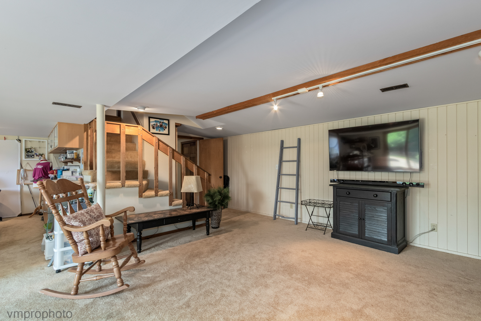 6221 Ojibwa Lane