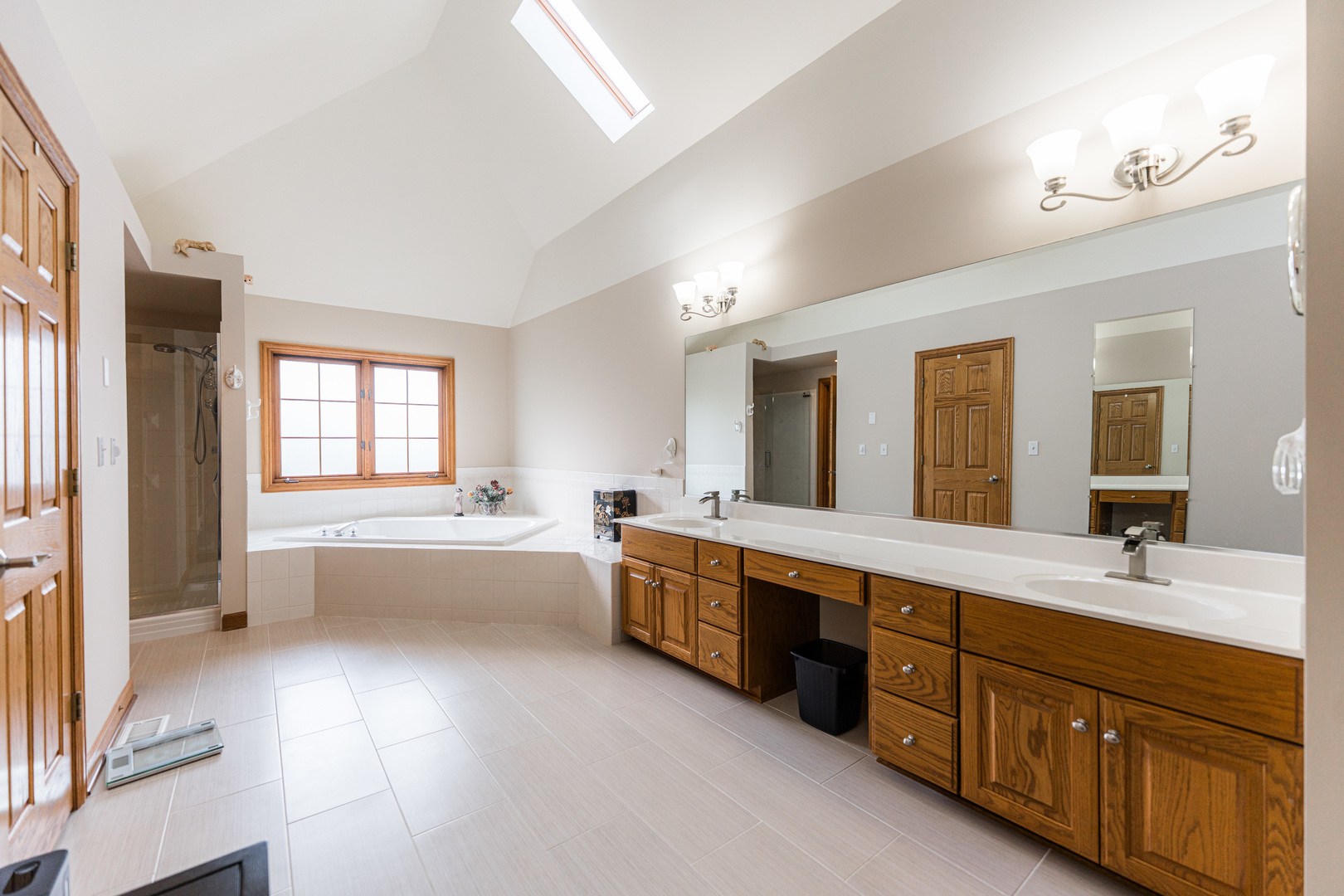 6816 Bantry Court