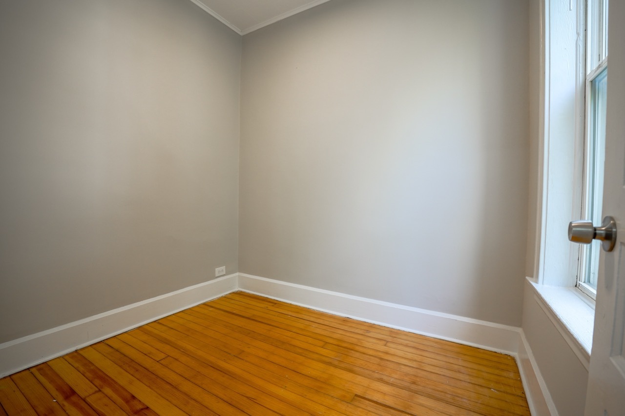1444 N Maplewood Avenue Unit: 3F