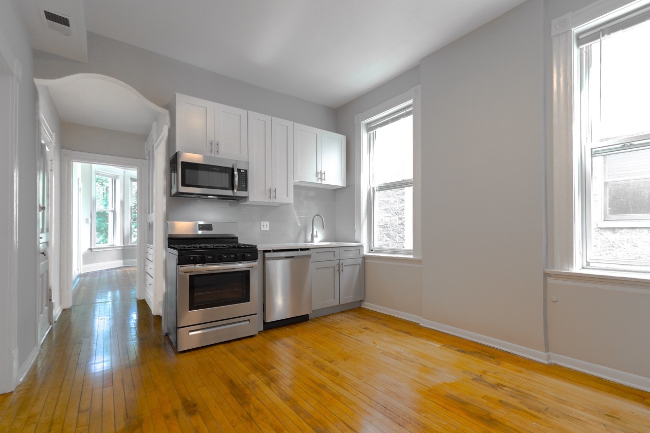1444 N Maplewood Avenue Unit: 3F