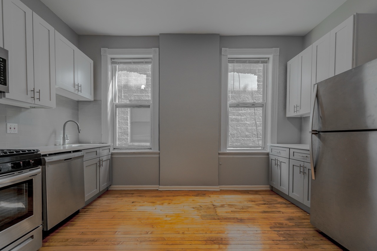 1444 N Maplewood Avenue Unit: 3F