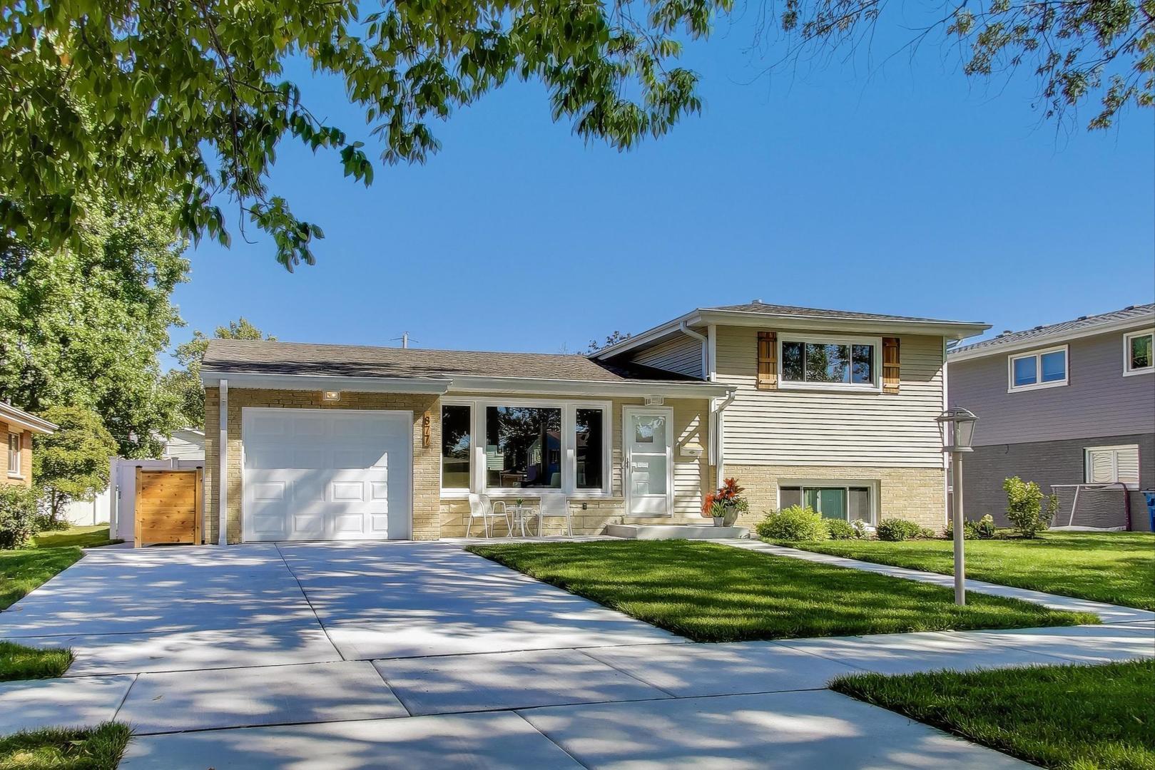 877 S Cedar Avenue
