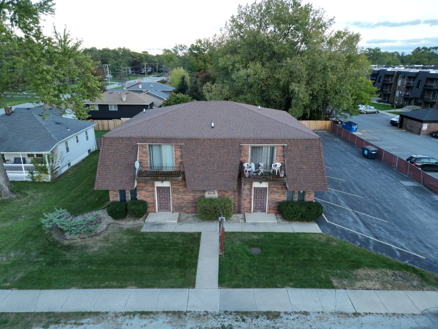 18707 Burnham Avenue