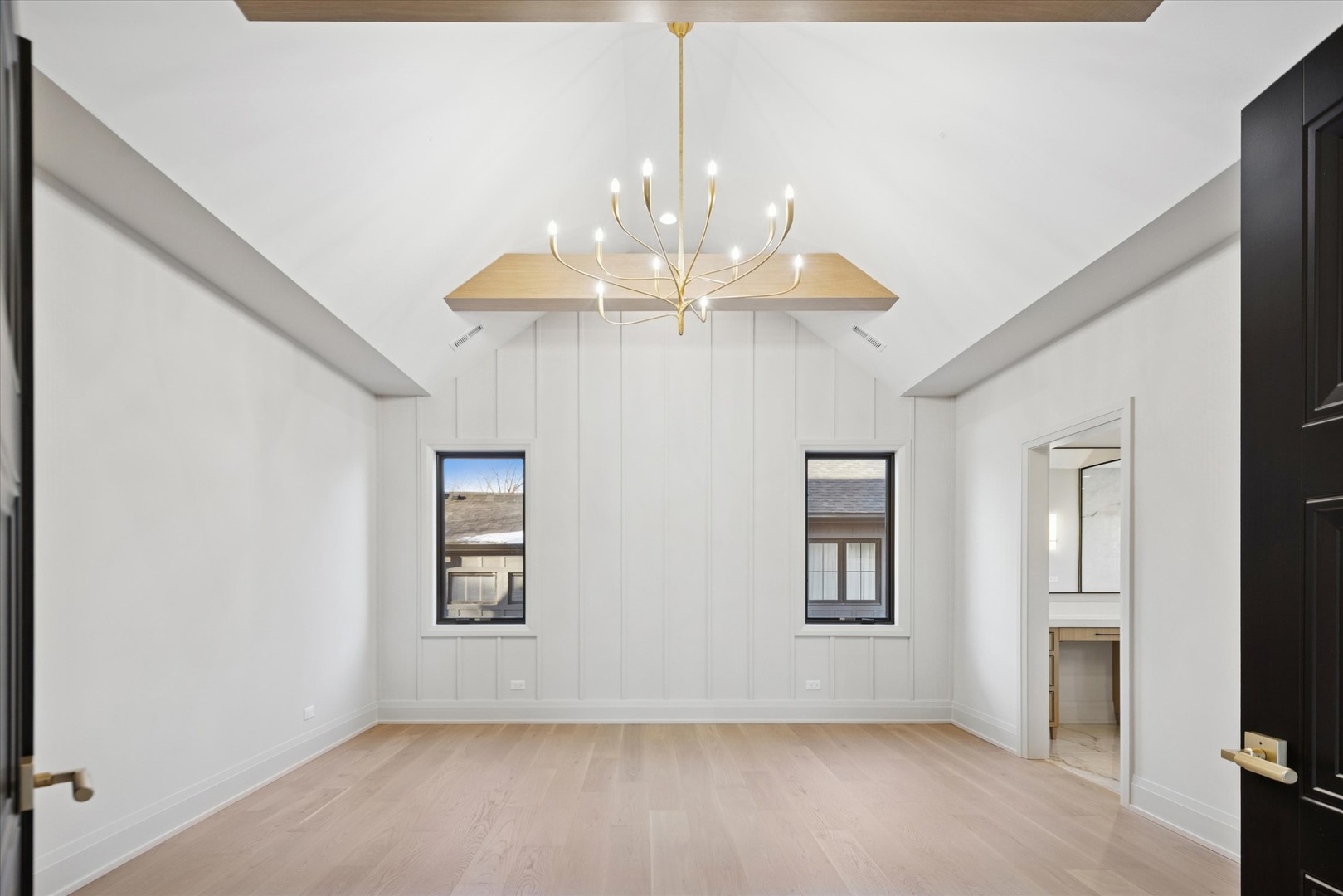 147 N Myrtle Avenue