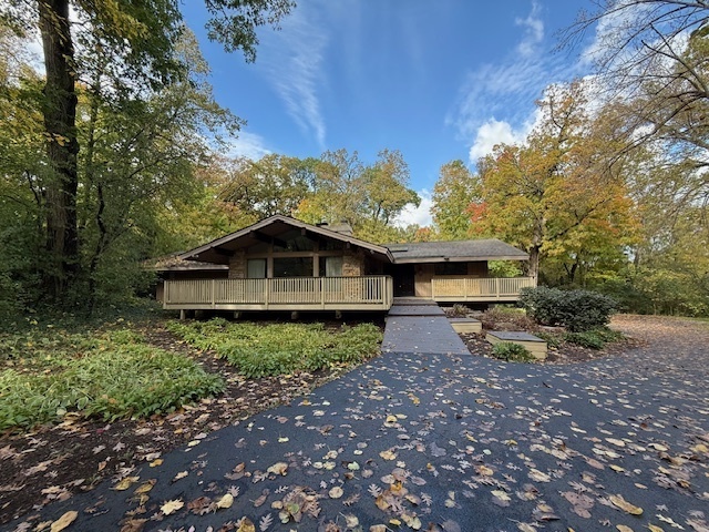 43W310 Hawkeye Drive