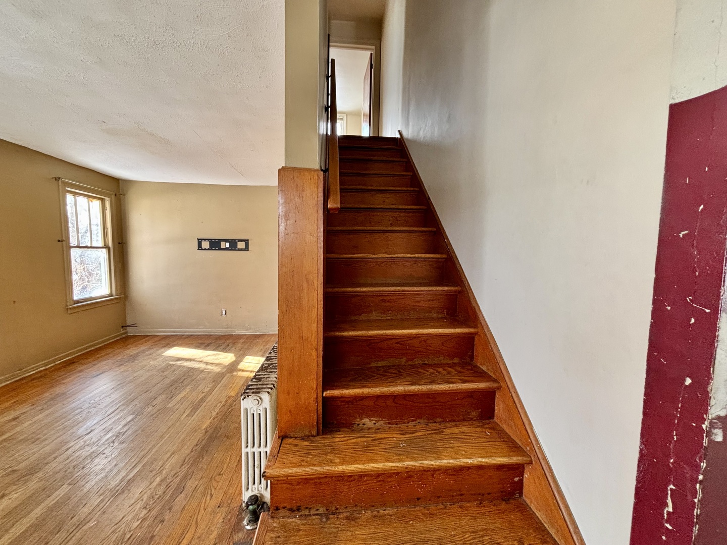 352 N Broadview Avenue