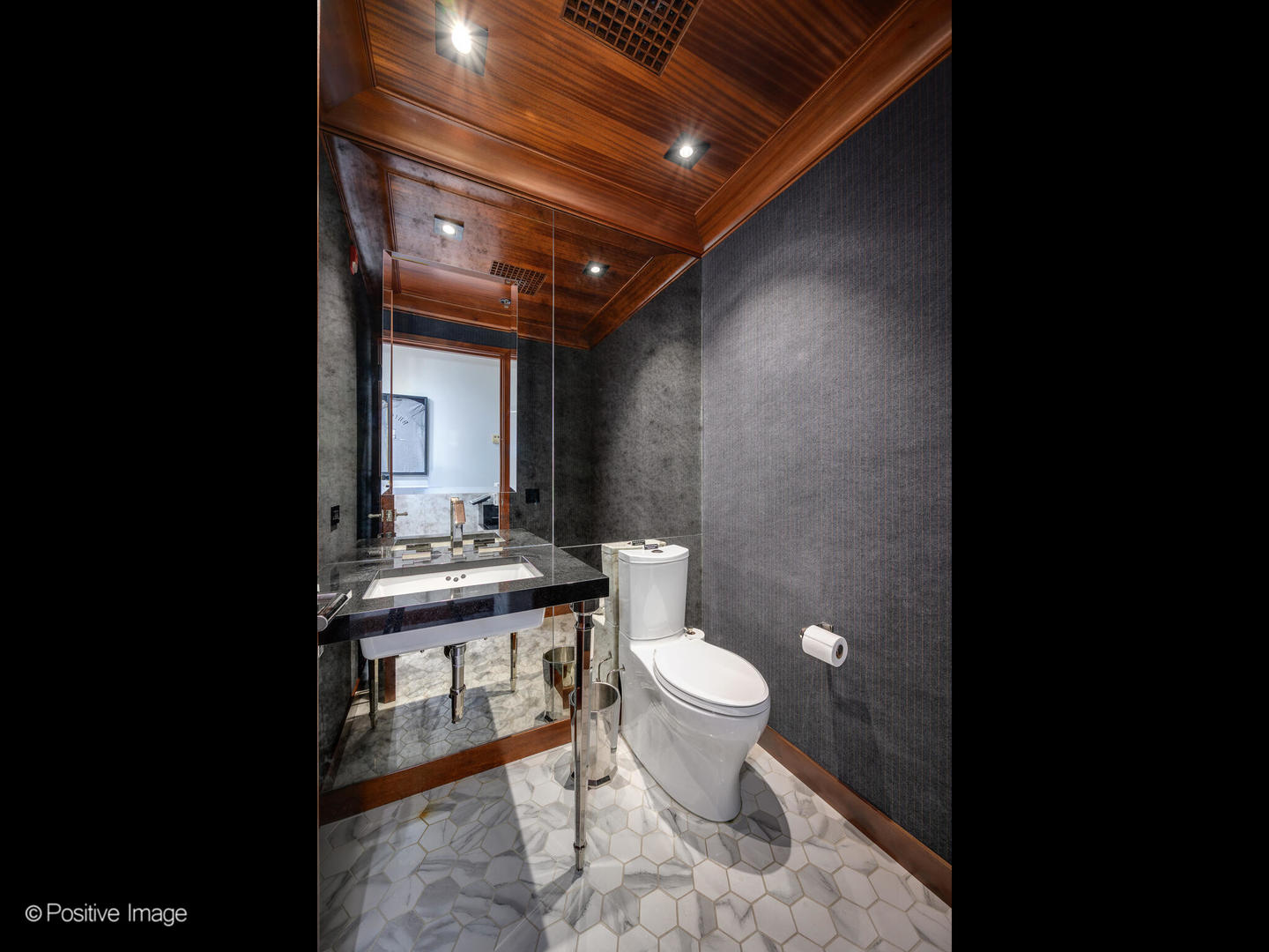 636 Anthony Trail