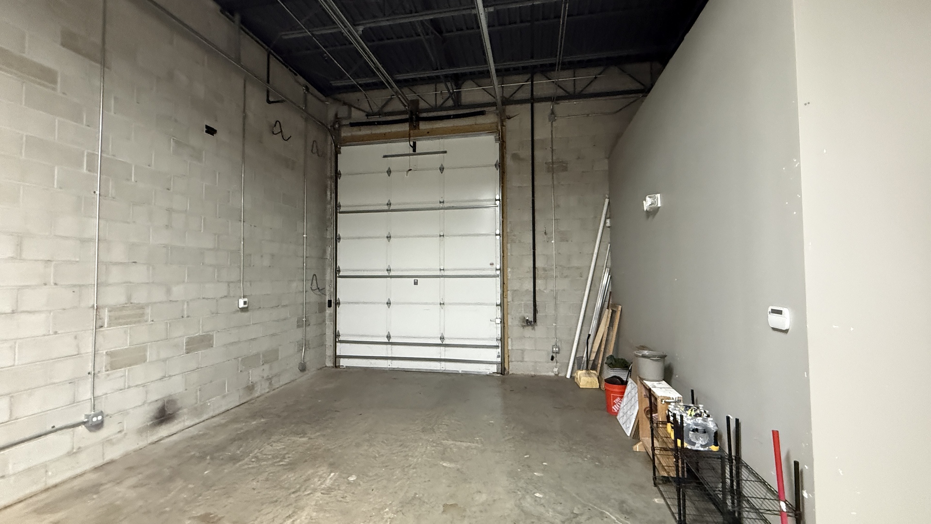 831 Oakton Street Unit: 831-837