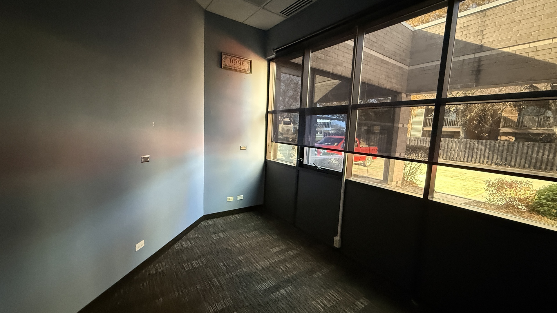 831 Oakton Street Unit: 831-837