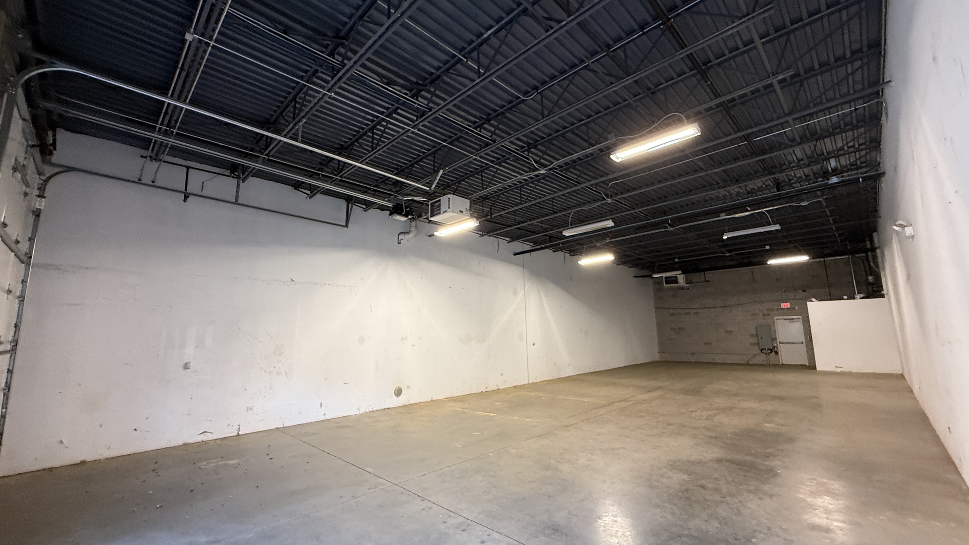 831 Oakton Street Unit: 831-837