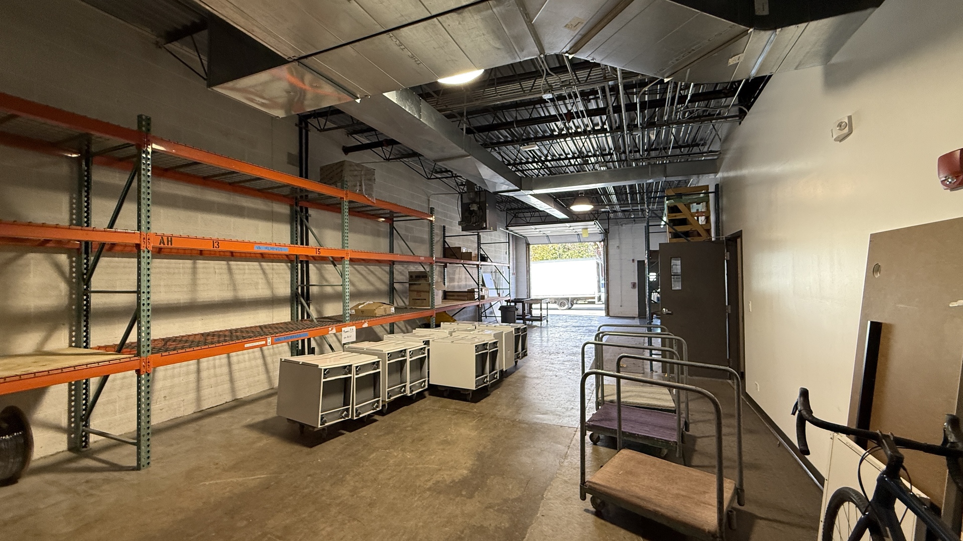831 Oakton Street Unit: 831-837
