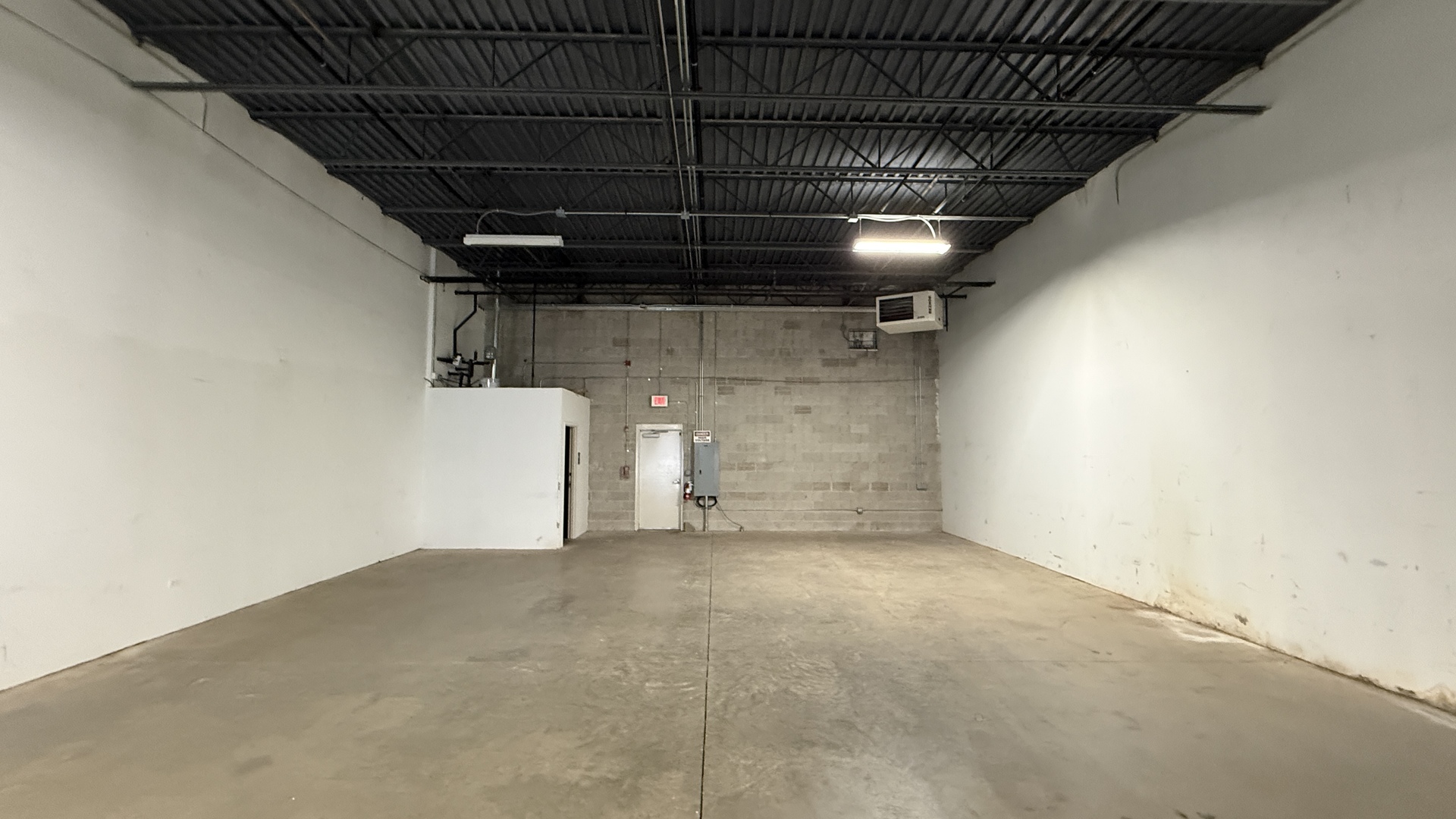 831 Oakton Street Unit: 831-837