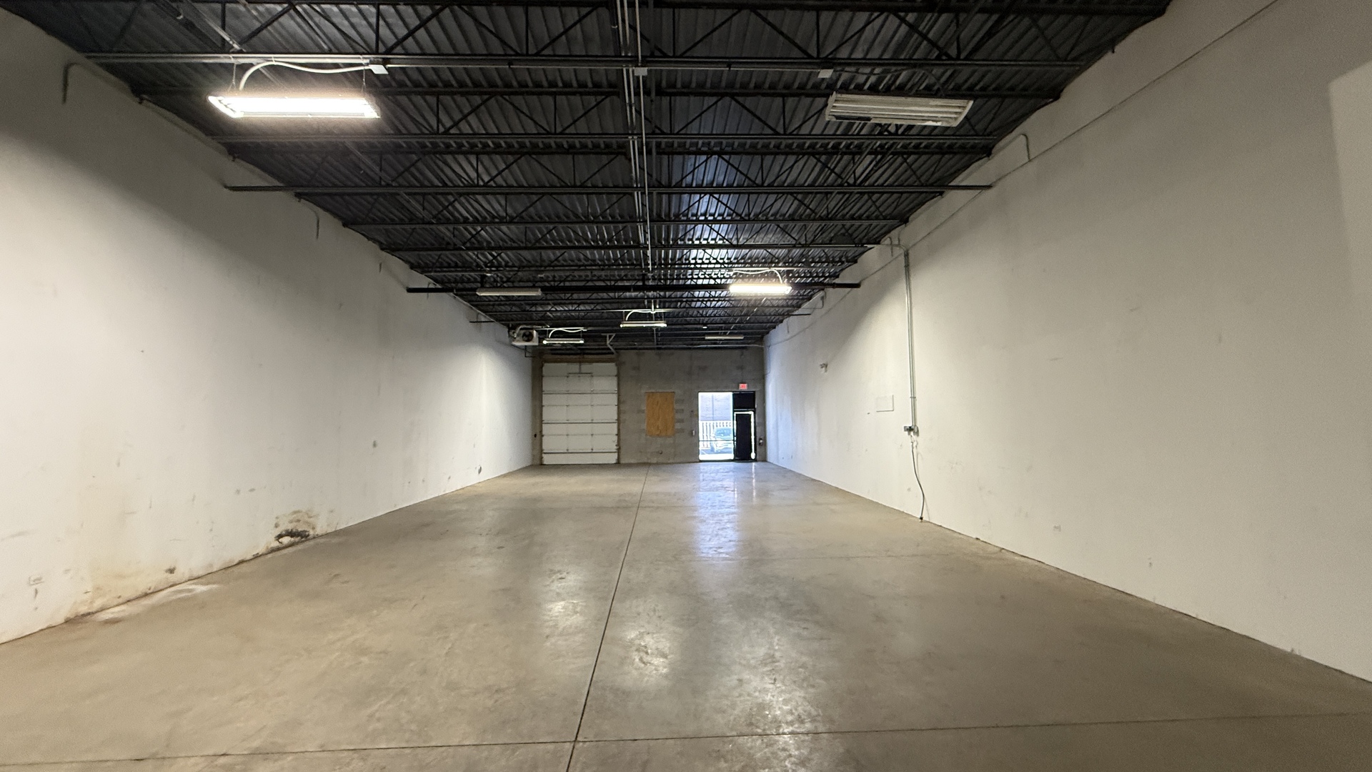 831 Oakton Street Unit: 831-837