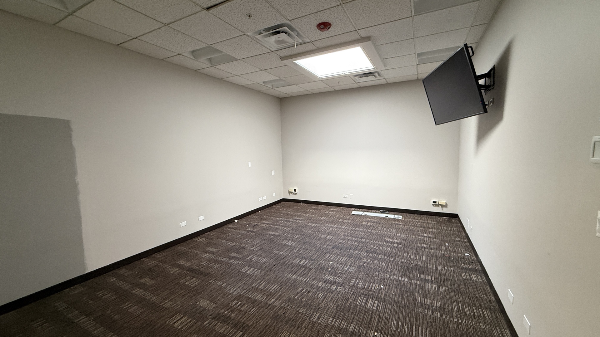 831 Oakton Street Unit: 831-837
