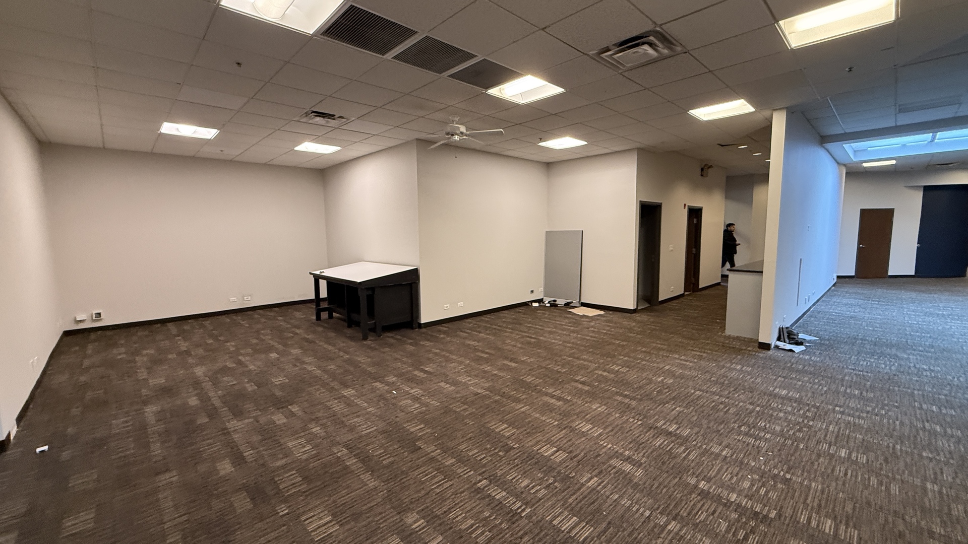 831 Oakton Street Unit: 831-837