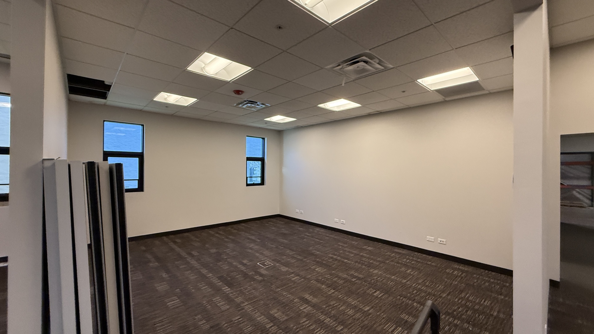 831 Oakton Street Unit: 831-837
