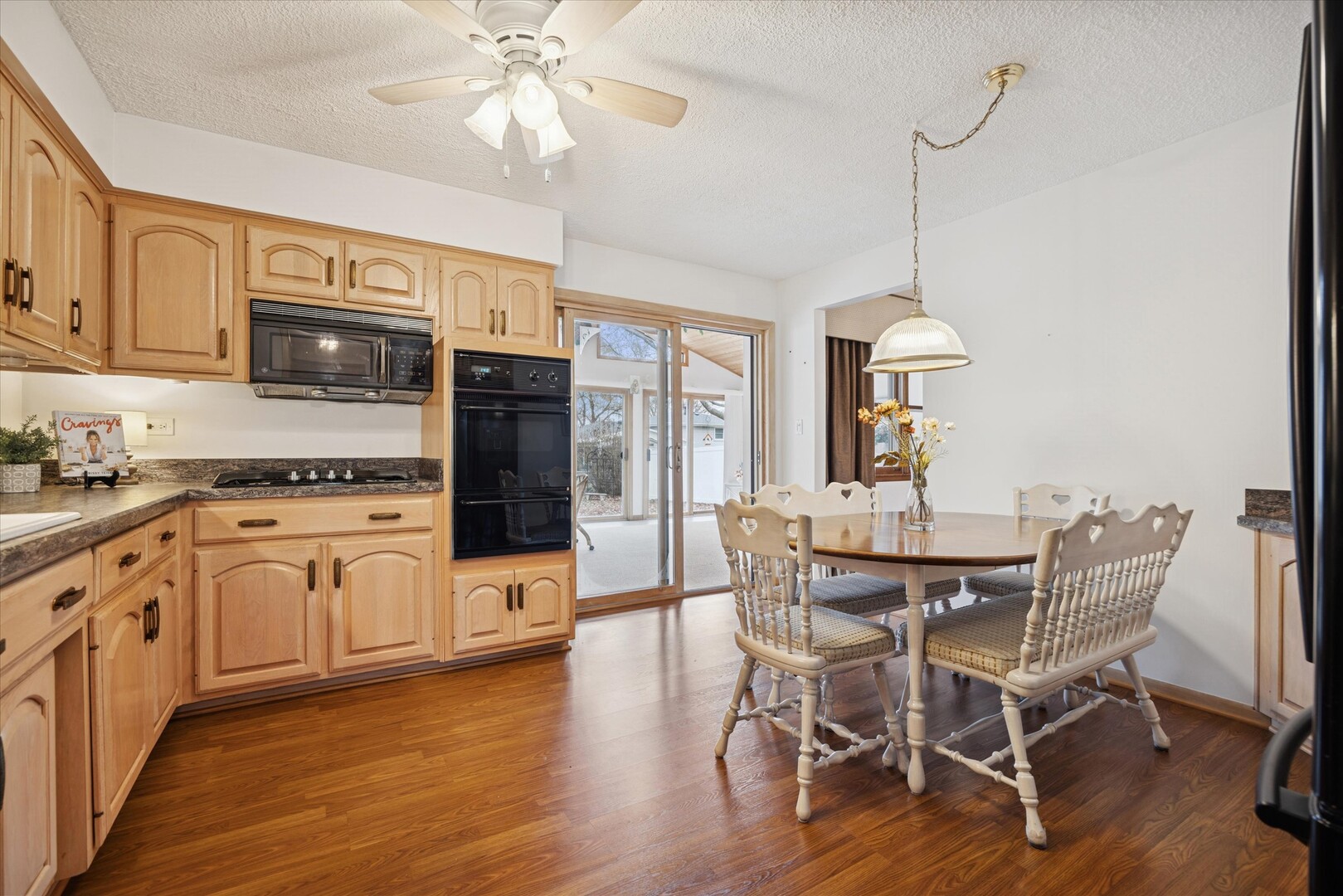 9S215 Florence Avenue