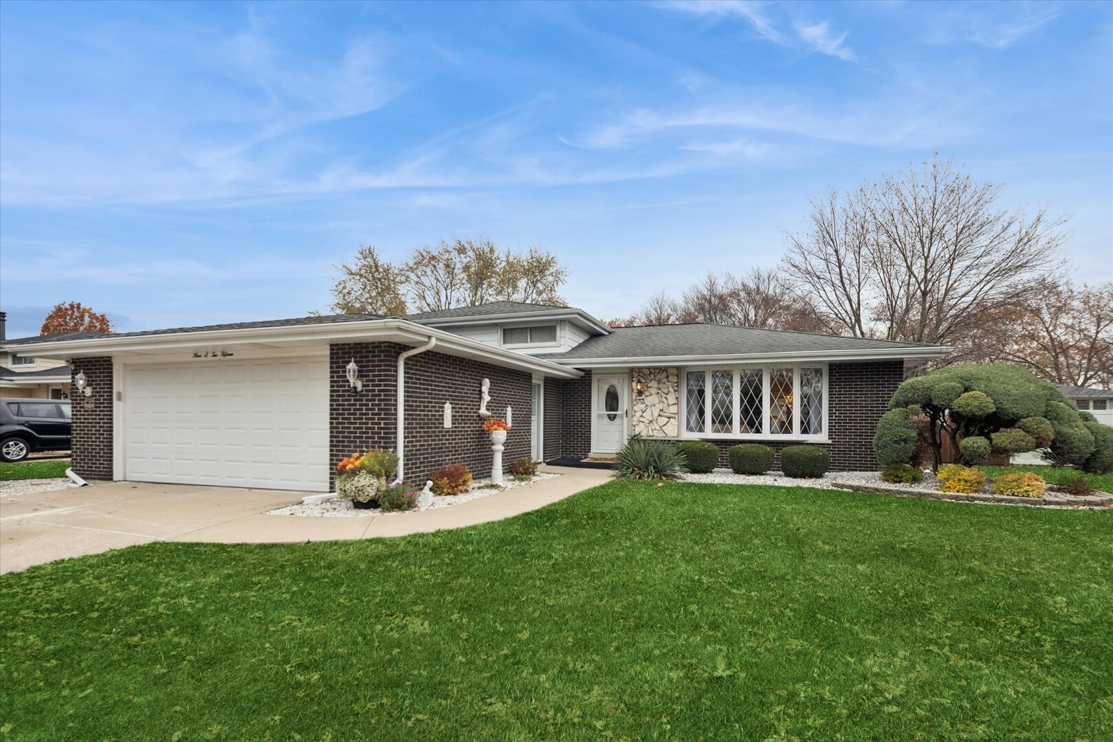 9S215 Florence Avenue