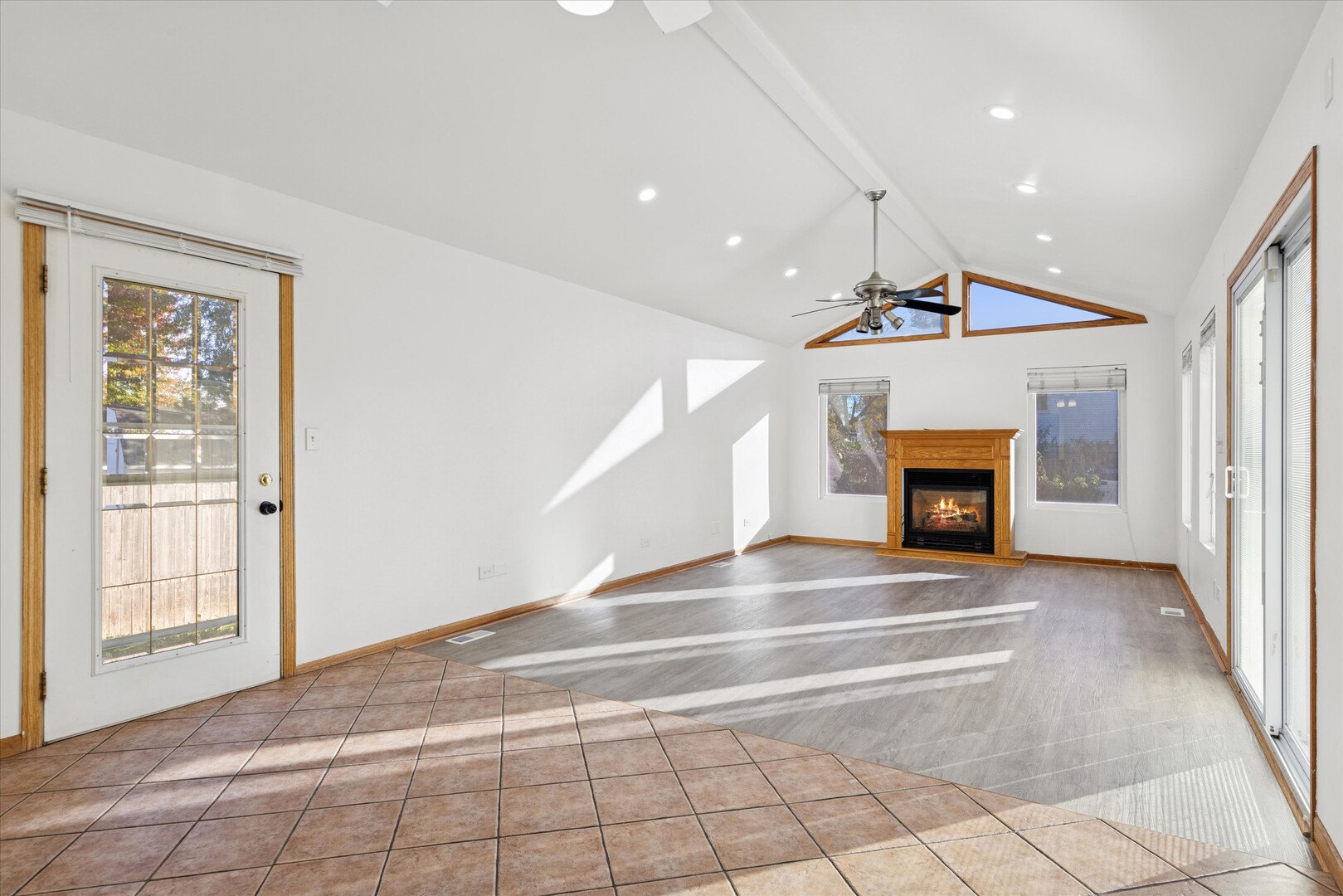 1424 Phoenix Lane