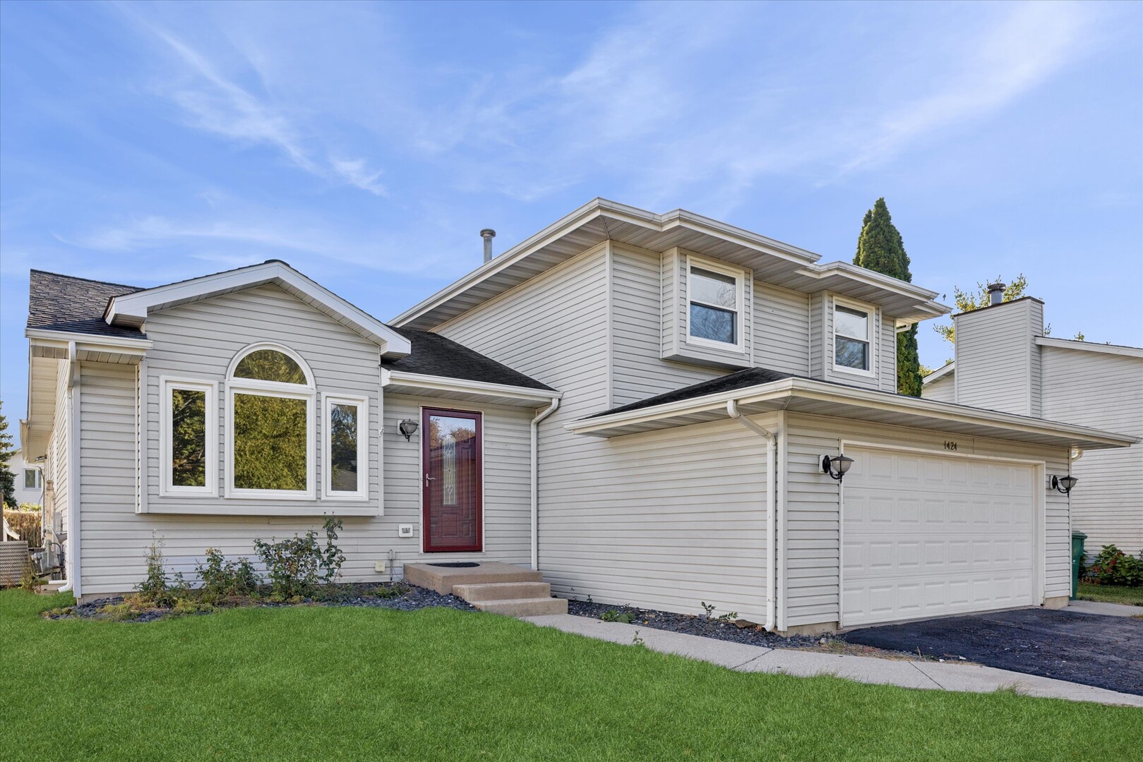 1424 Phoenix Lane