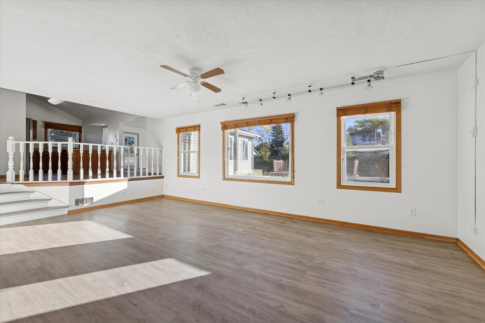1424 Phoenix Lane