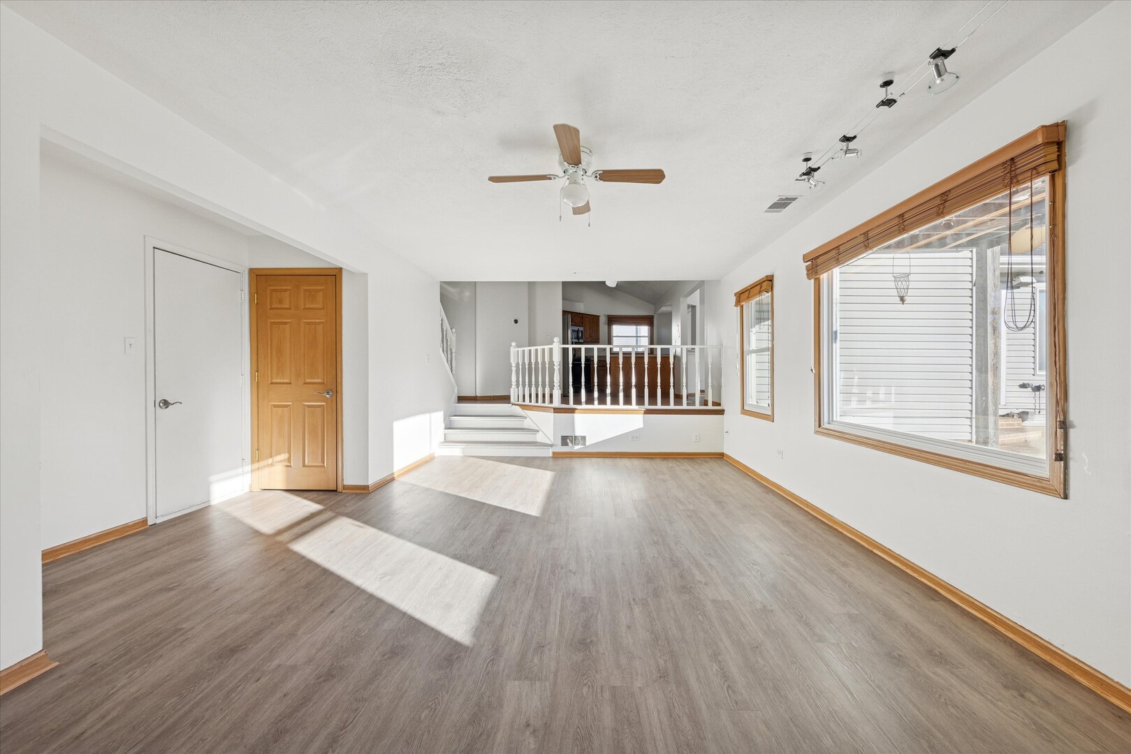 1424 Phoenix Lane