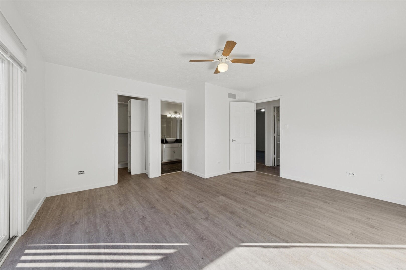 1424 Phoenix Lane