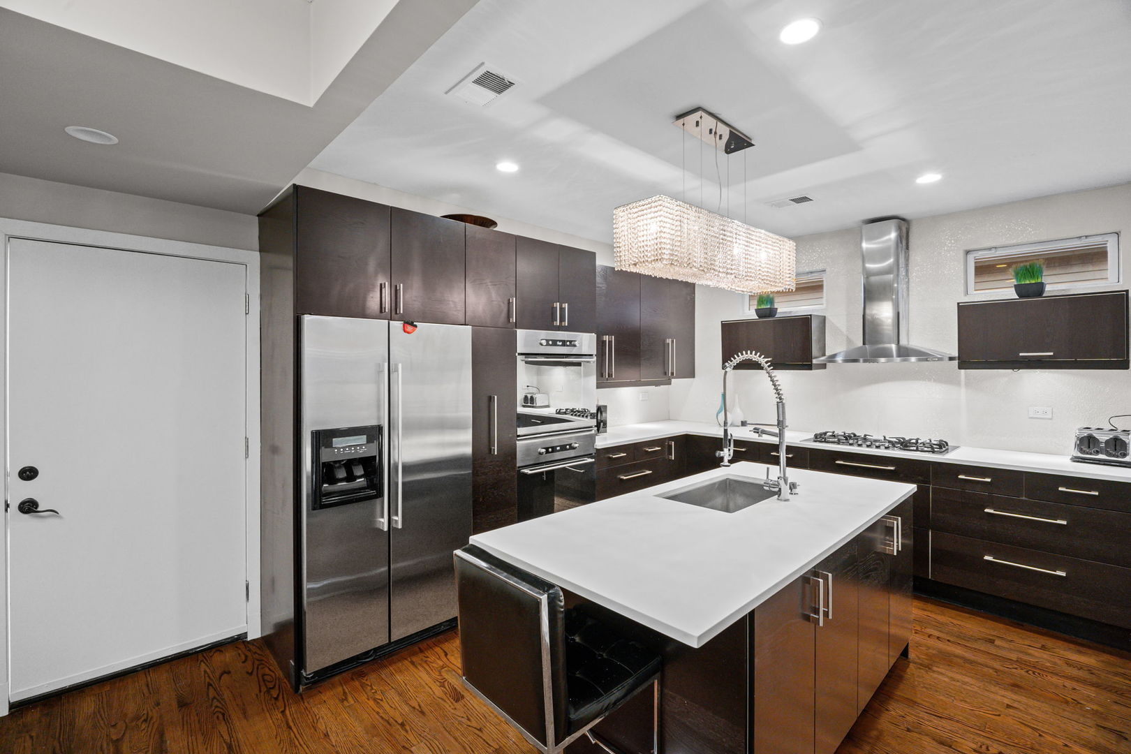 2850 W Henderson Street Unit: 2