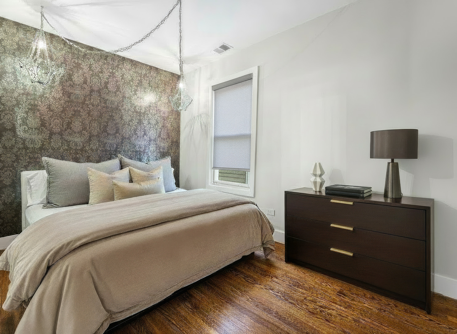 2850 W Henderson Street Unit: 2