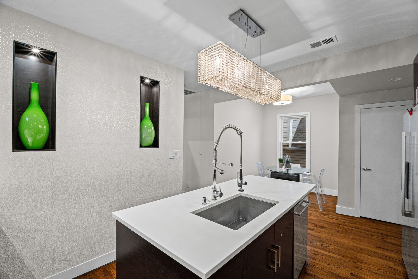 2850 W Henderson Street Unit: 2