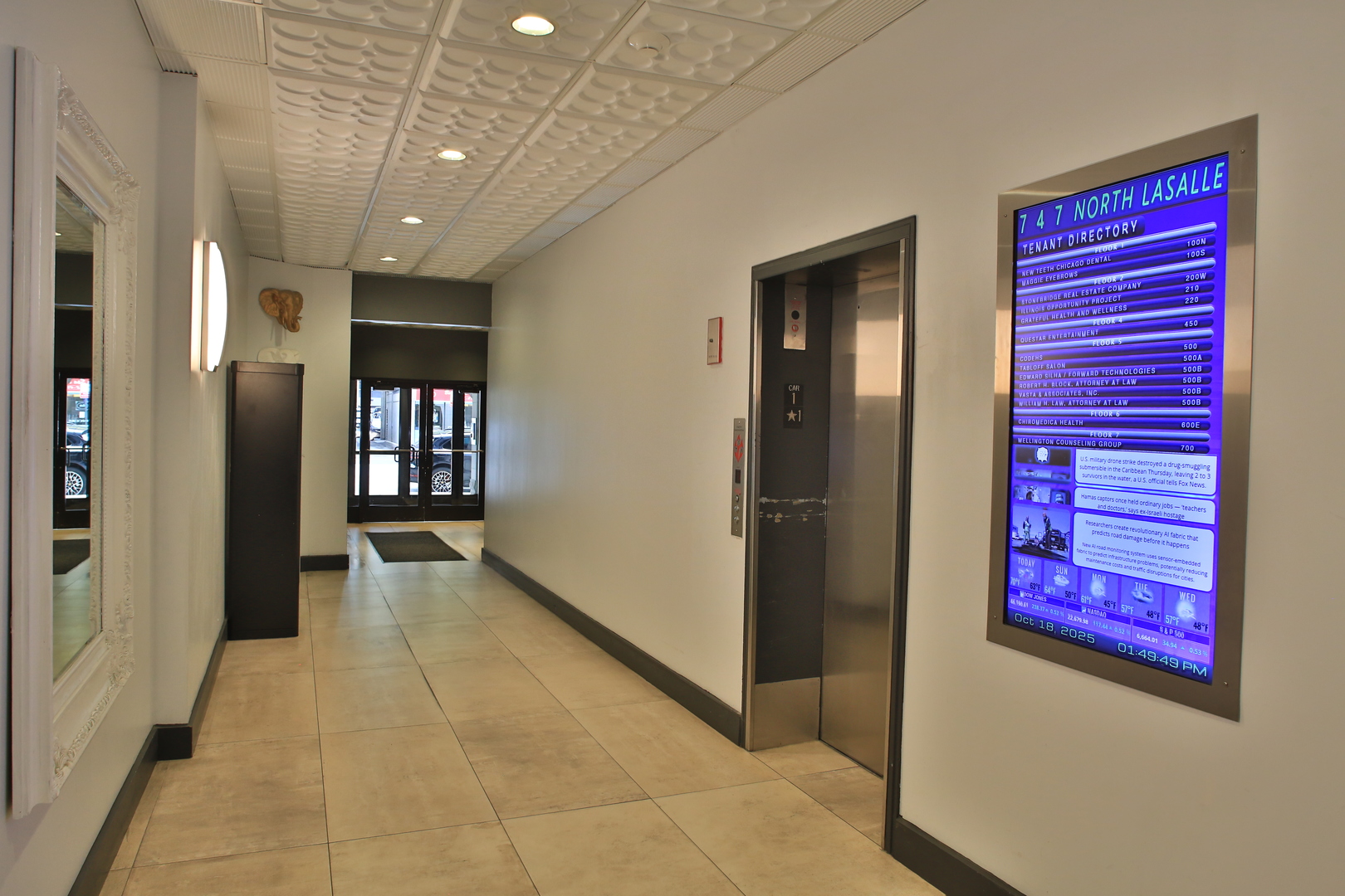 747 N LaSalle Street Unit: 700