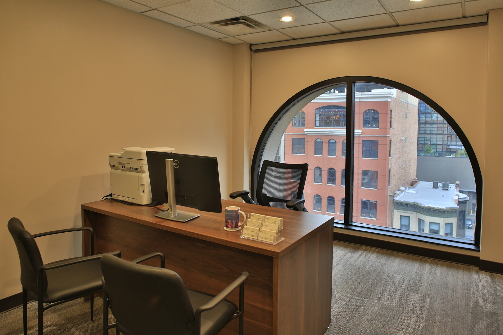 747 N LaSalle Street Unit: 700