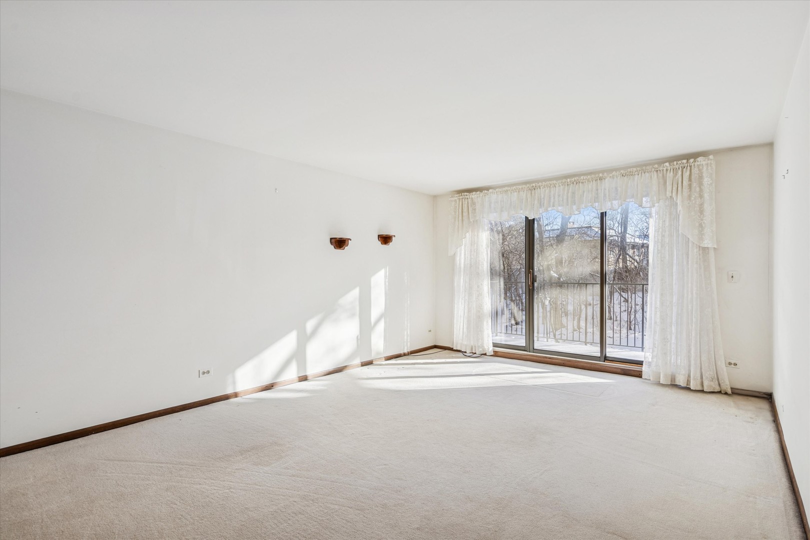 1S150 Spring Road Unit: 2I