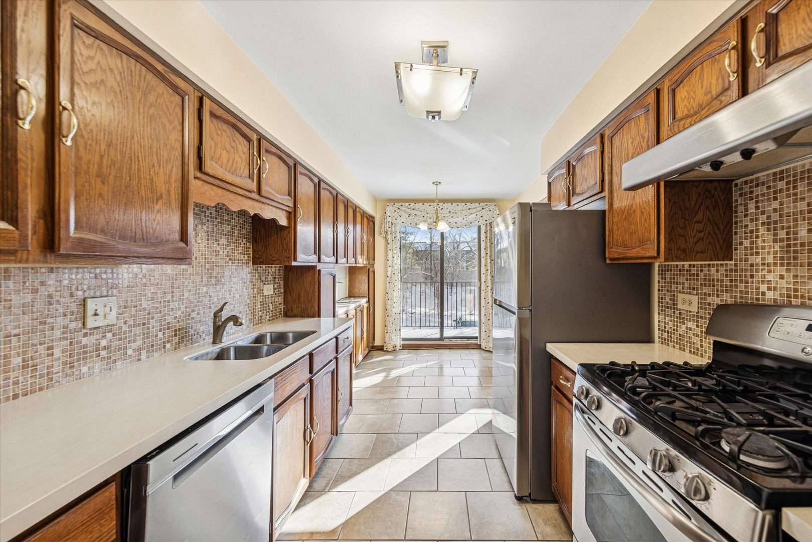 1S150 Spring Road Unit: 2I