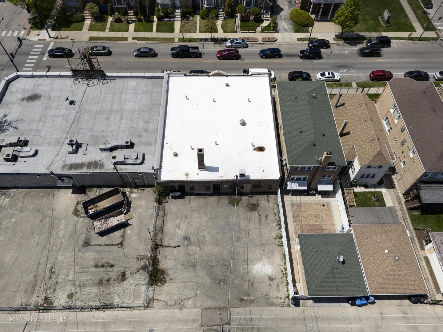 3011 N Austin Avenue