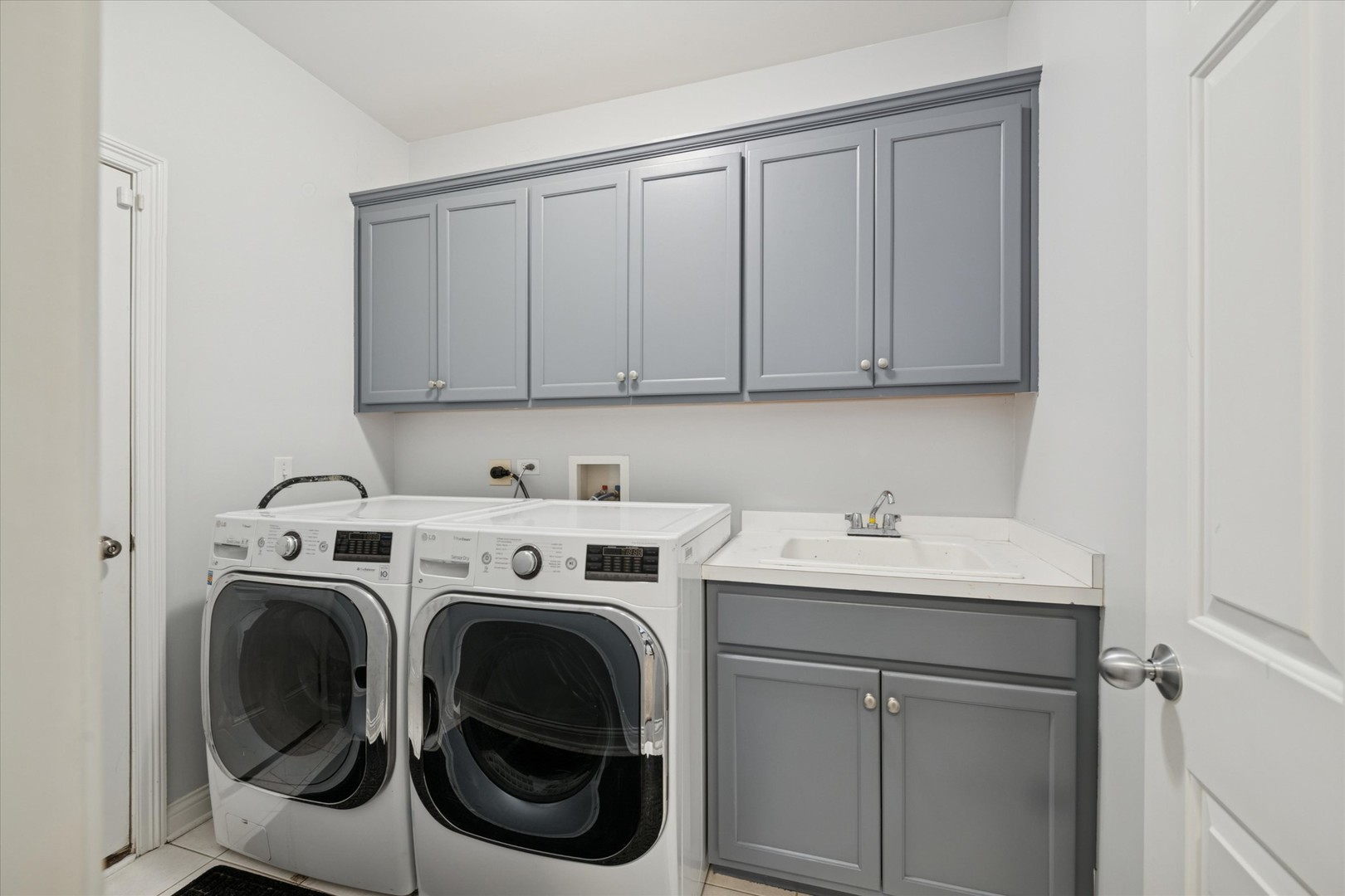 146 N Walnut Street