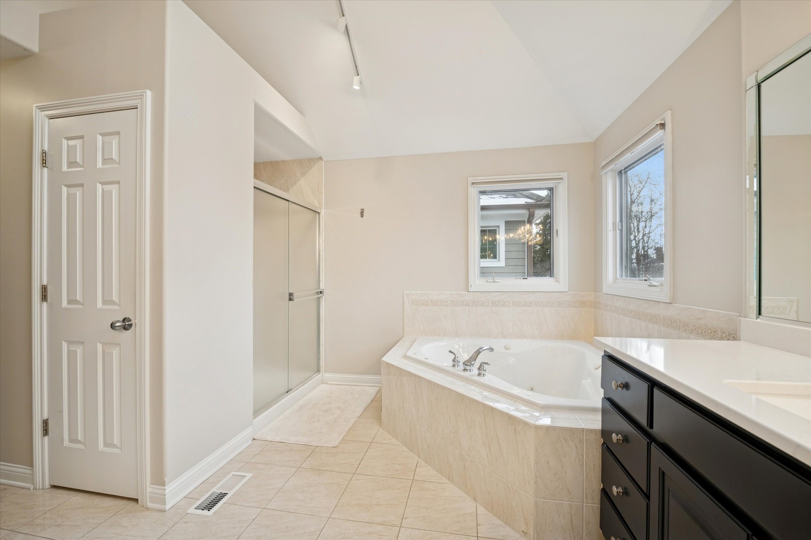 146 N Walnut Street