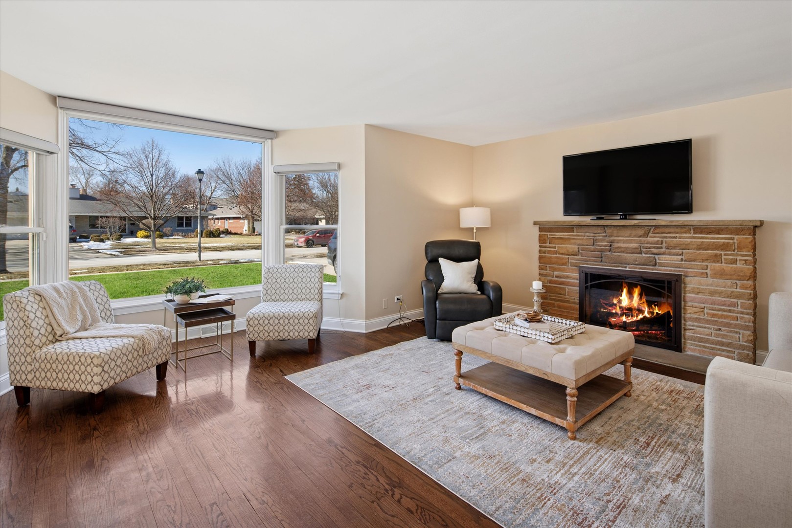 209 N Maison Court